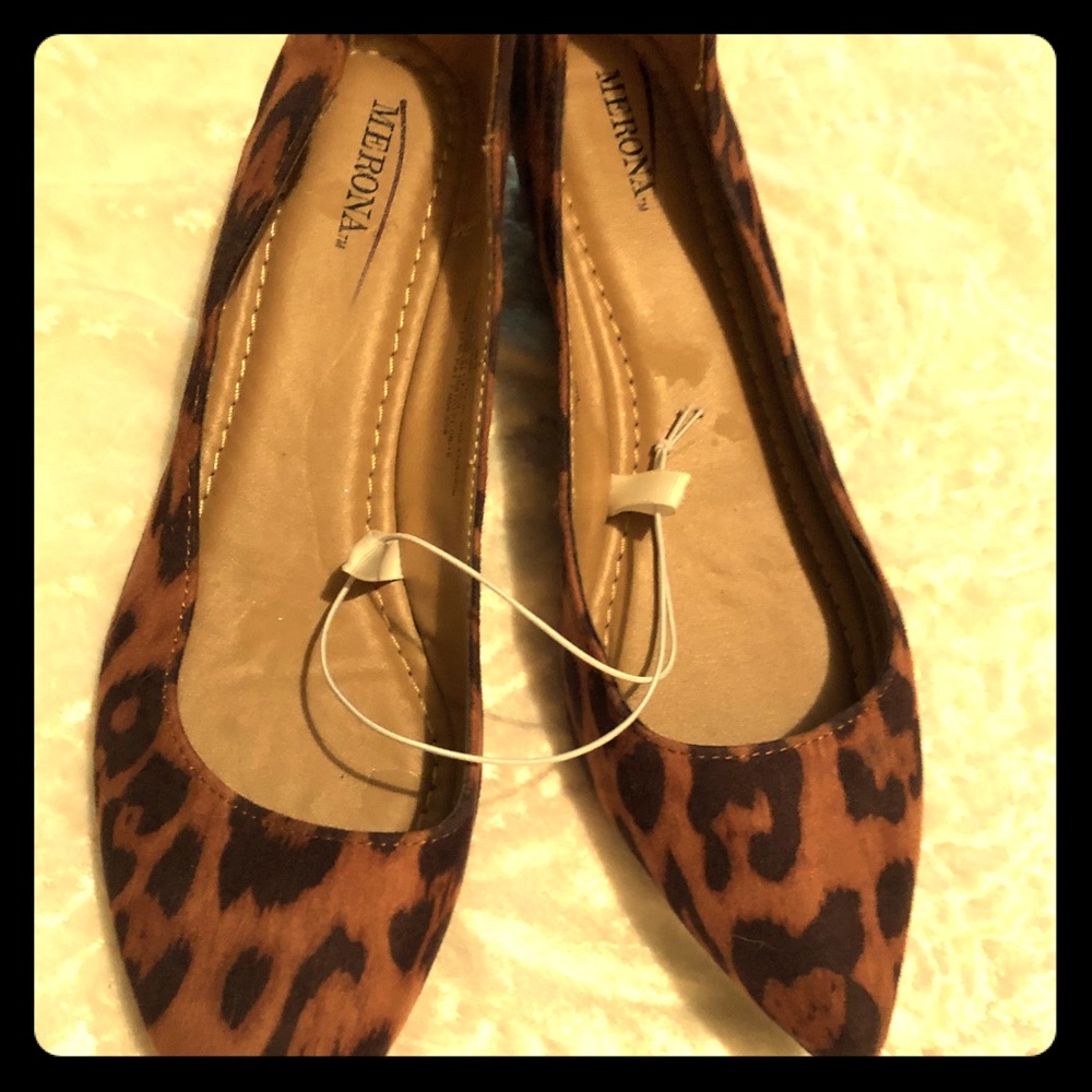 Leopard print flats